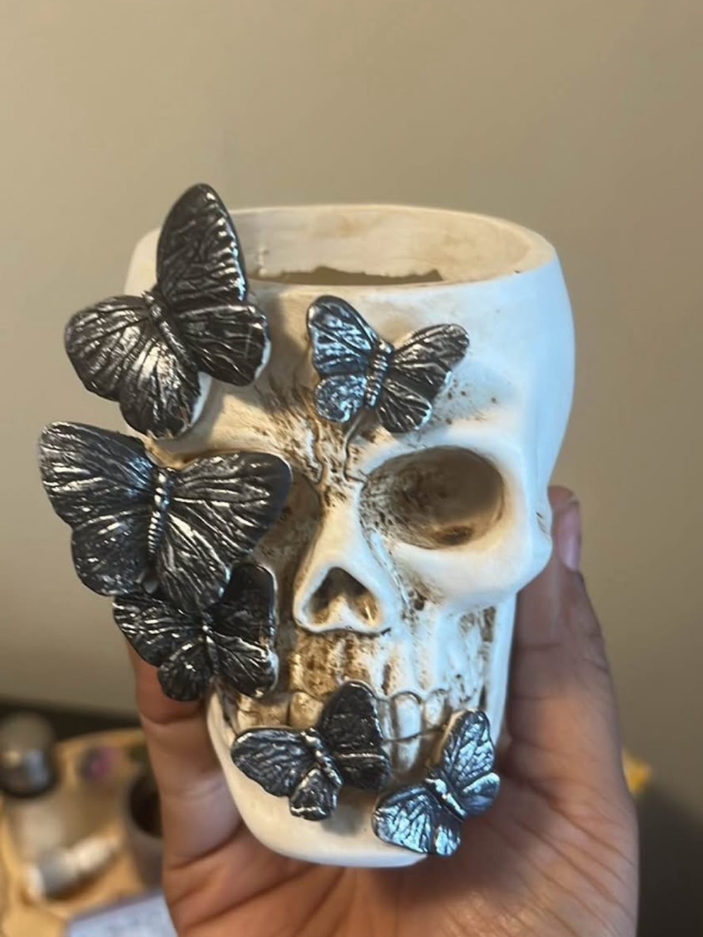 ☠️ 2/$25 ☠️ Gothic Skull Planter w/ Metallic Butterflies